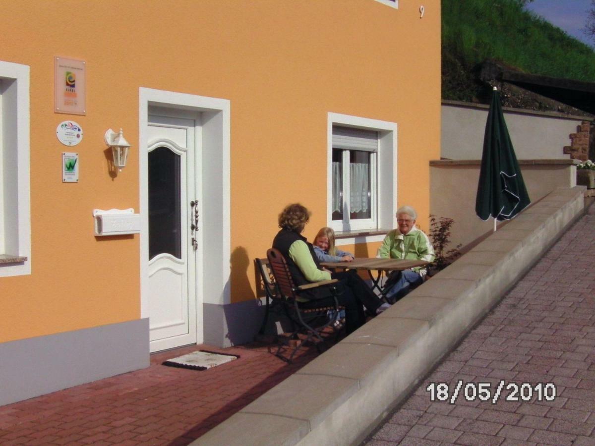 Sonnigesuedeifel Seffern Exterior foto